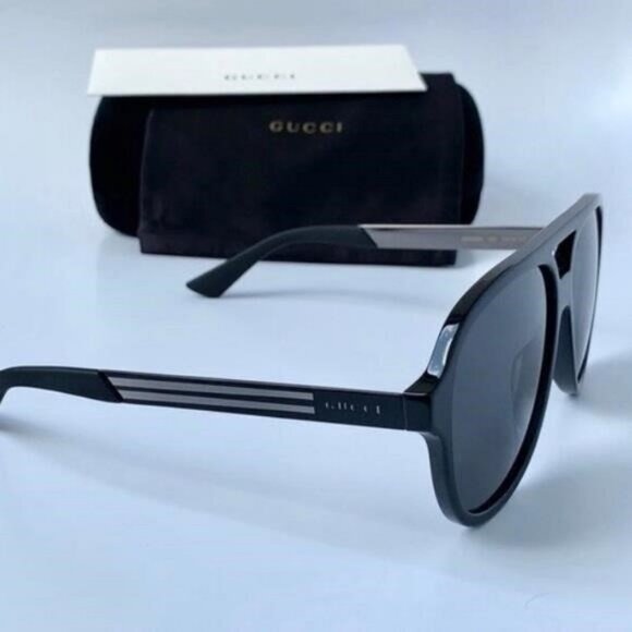 Authentic- New - Gucci Men’s Sunglasses GG0688S 001 Black/ Gray - Picture 3 of 12